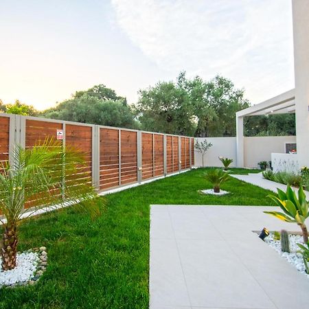 Grande Mandi & Jani Villa By "Elite" Laganas Exterior photo