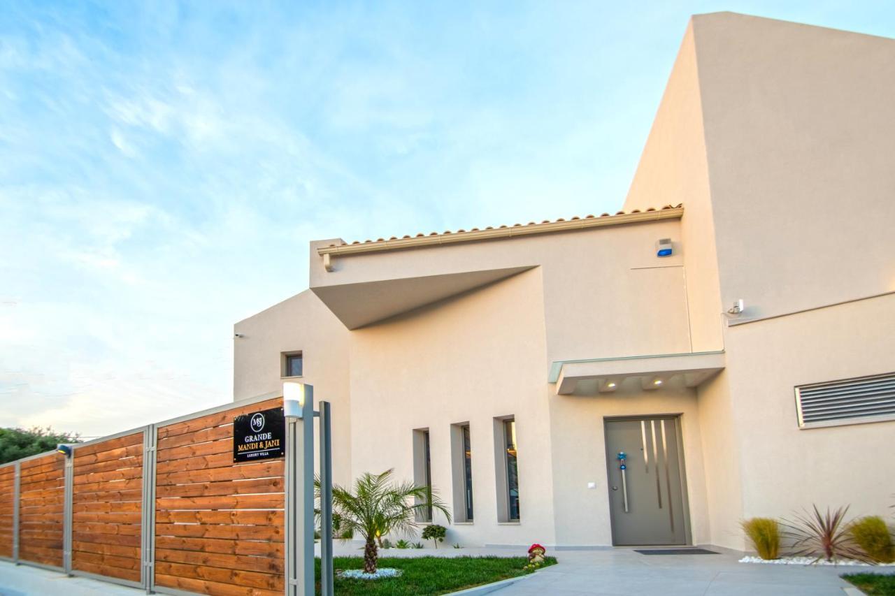 Grande Mandi & Jani Villa By "Elite" Laganas Exterior photo